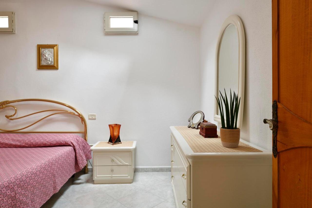 Appartamento Holiday Cala Gonone Exterior foto
